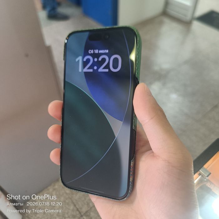 iPhone 16 pro 128gb black