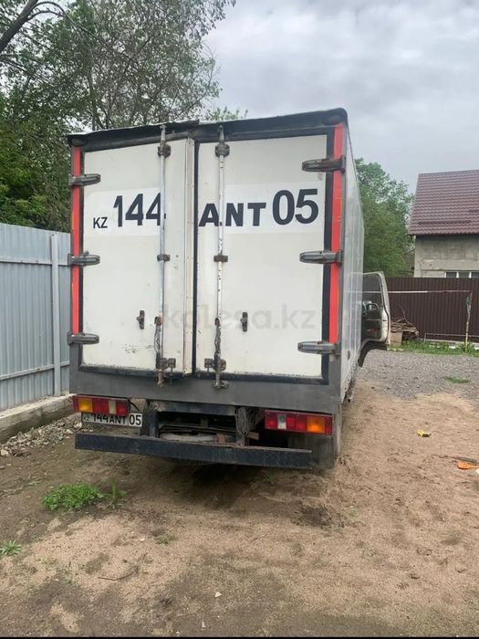 Продам FAW 2006  года