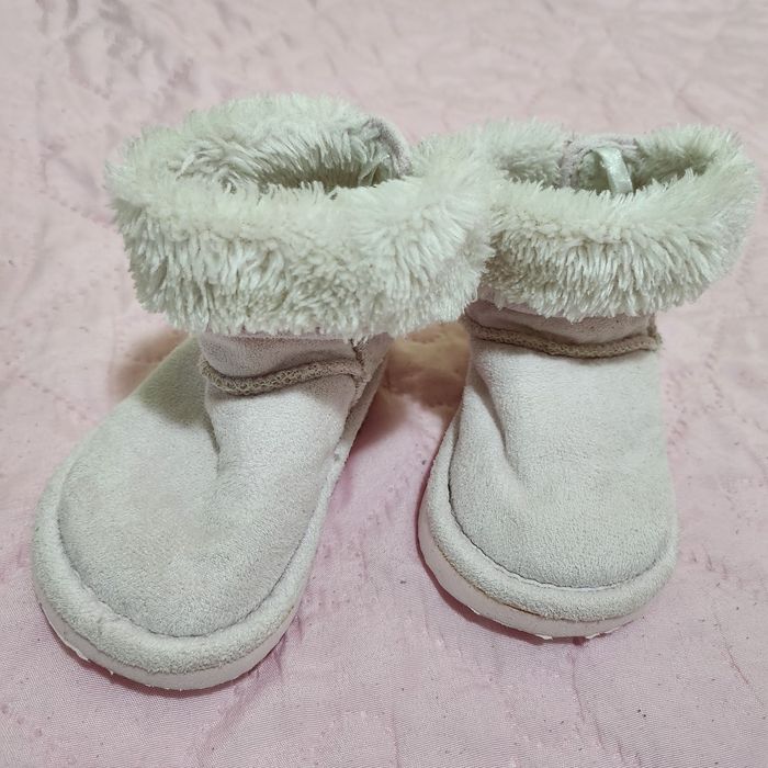 Сандали за момиче