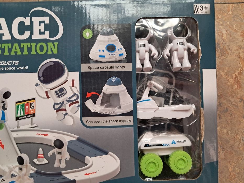 Космическа станция голяма Магазин DARENLAND