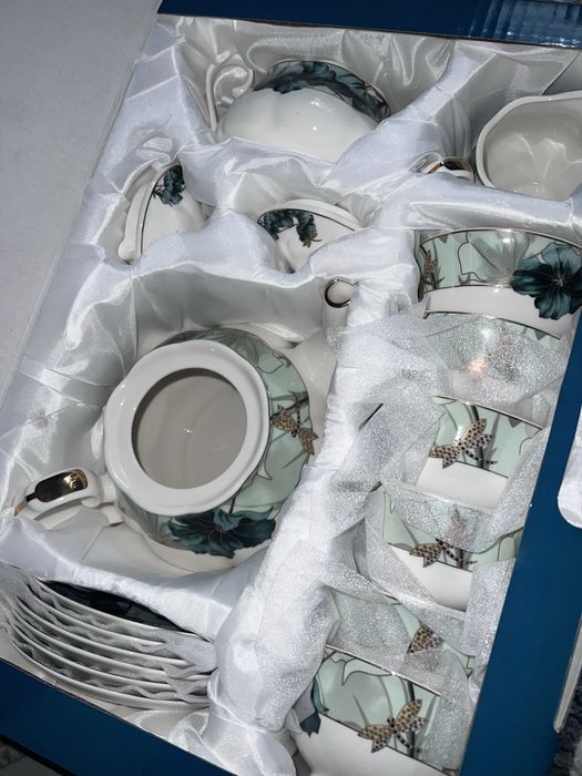 Продам сервиз на 6 персон