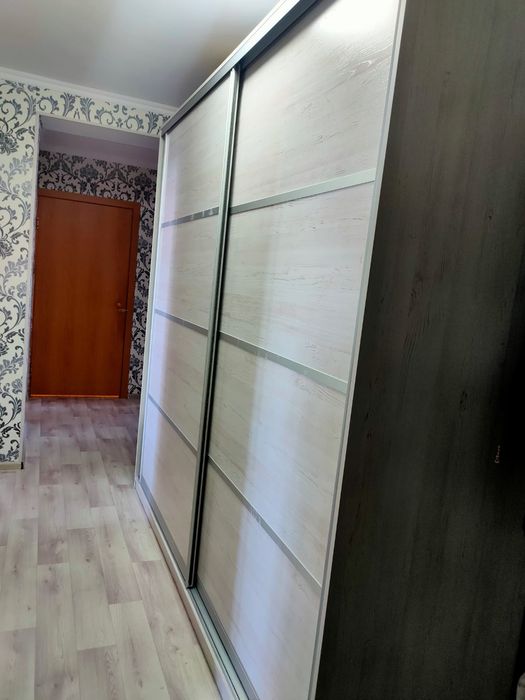 Продам шкаф купе