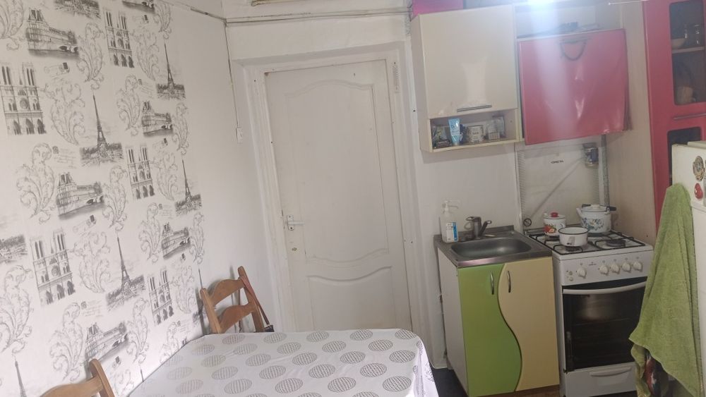 Продается в центре города в Уральске