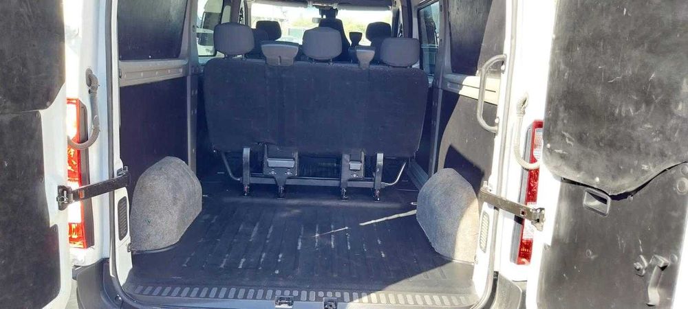 Renault Master 8+1 locuri
