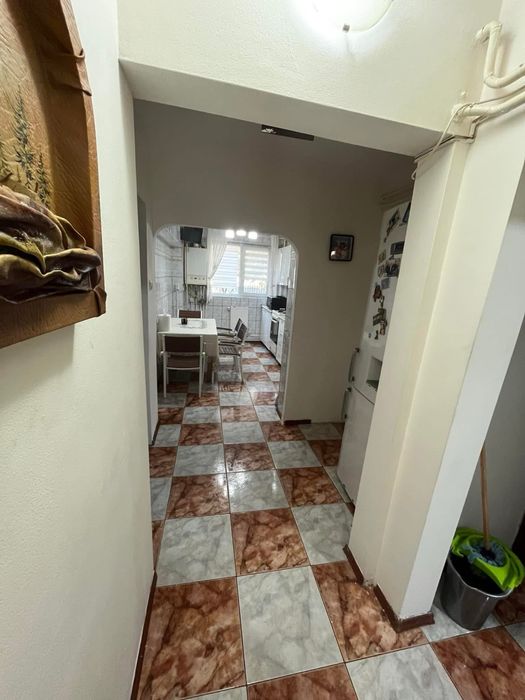 Apartament 3 camere,parter