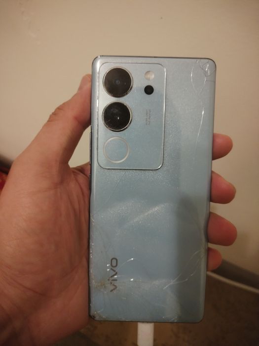 Vivo V29 5G/256g телефон