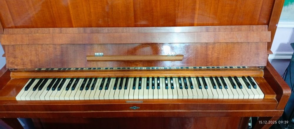 Продаю пианино Белорусь