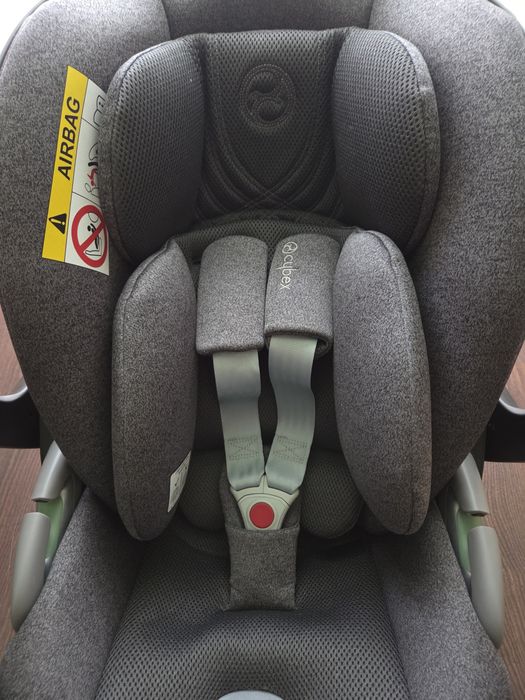 Vând scoică cloud T i-size cybex platinum 0 - 24  luni