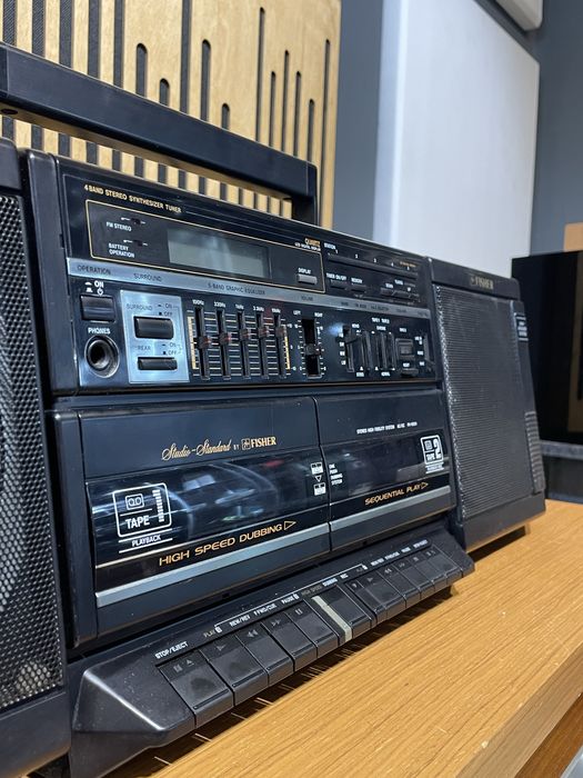Radio casetofon boombox fisher functional banda radio FM 64mhz-74mhz