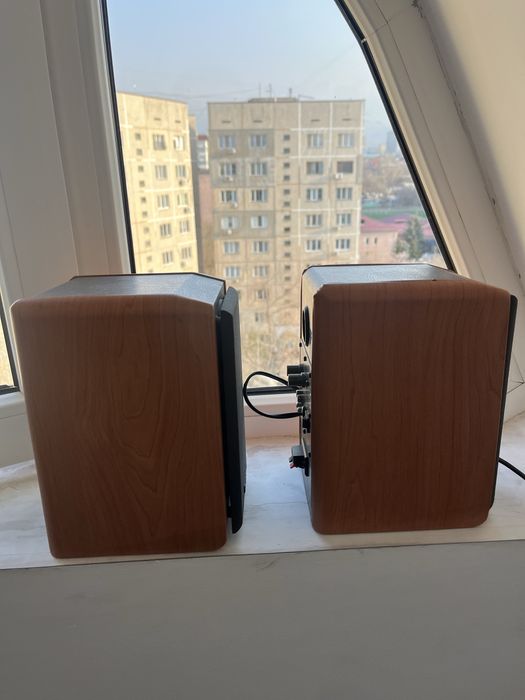 Продам настольные колонки