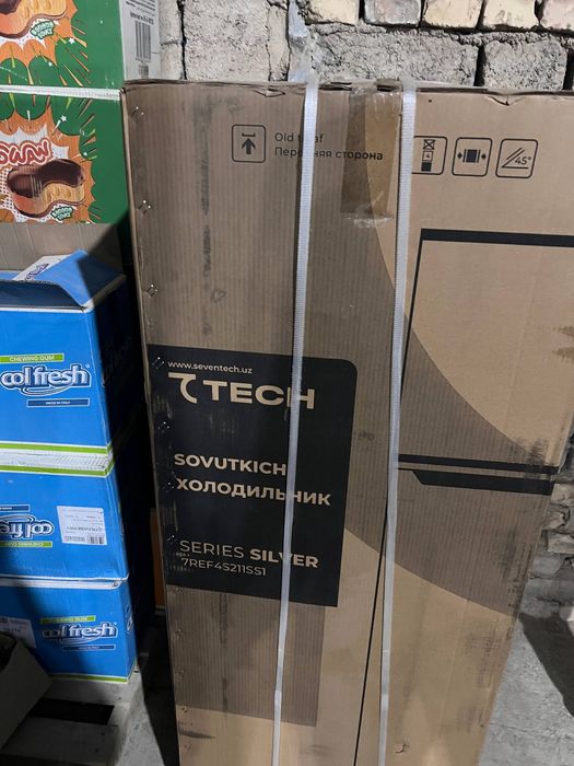 Холодильник 7TECH