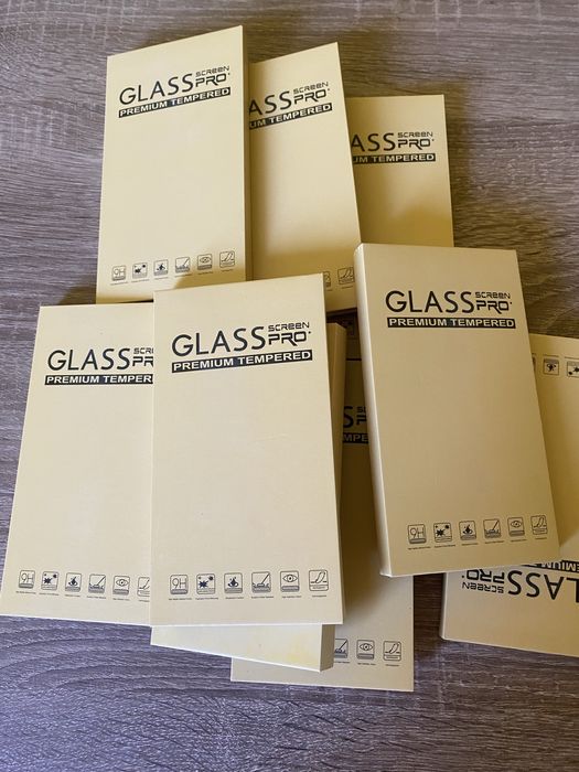 Протектори за дисплей и камера за iPhone