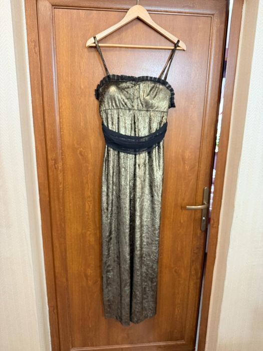 Продавам официални рокли