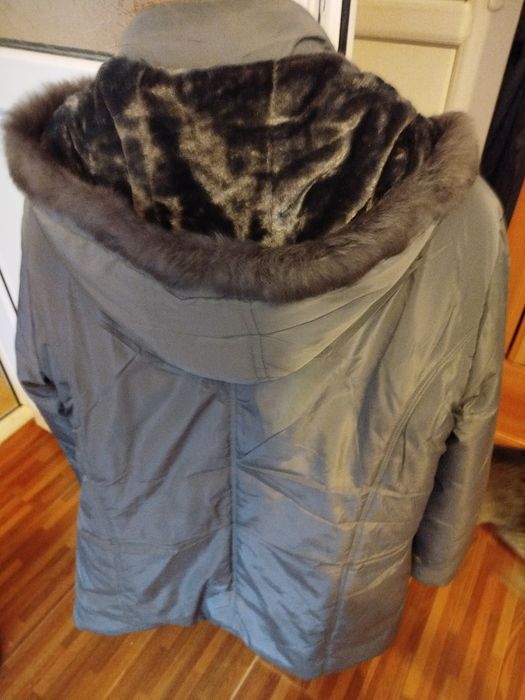 Geaca de fas îmblănita pe interior