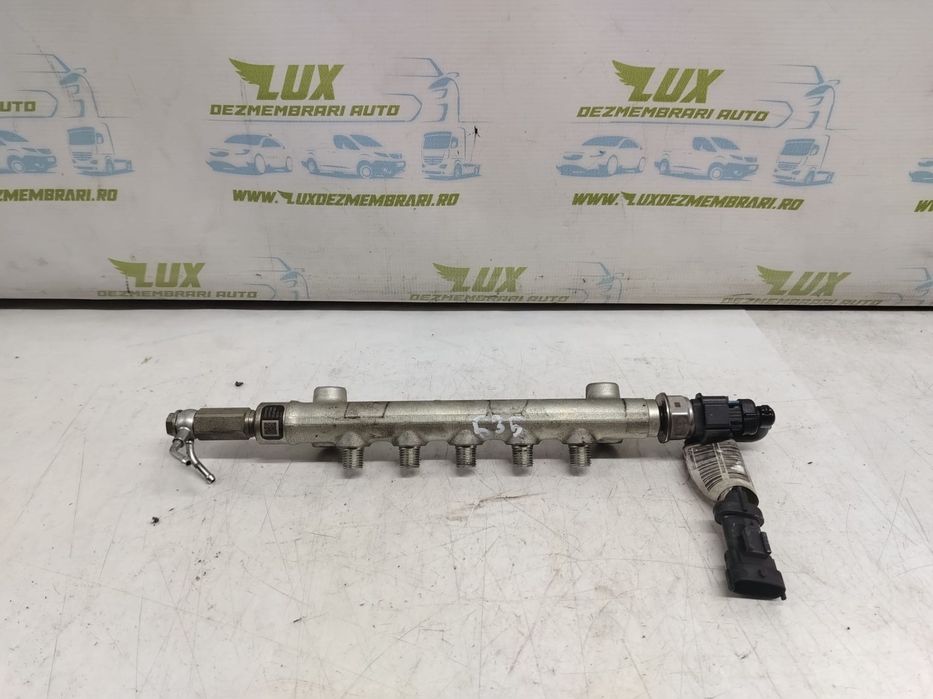 Rampa injectoare 1.6 cdti b16dth 55570022 Opel Astra J [2009 - 2012]