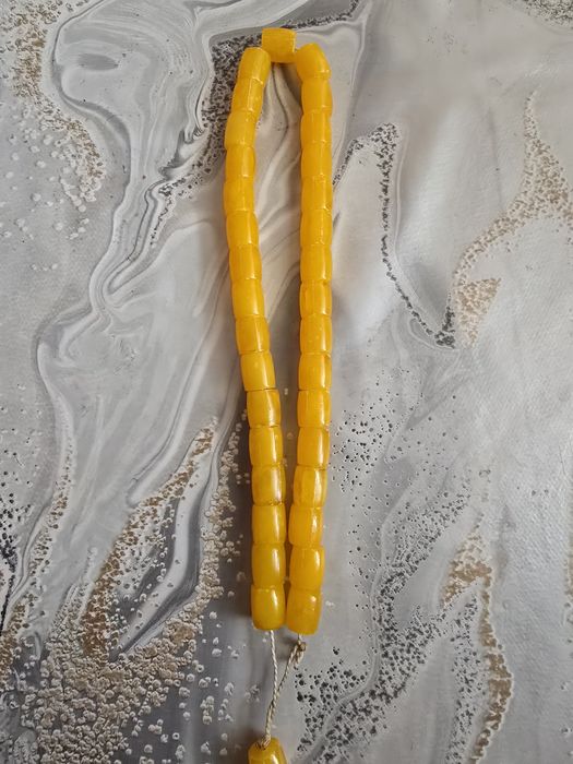 Кехлибарена броеница