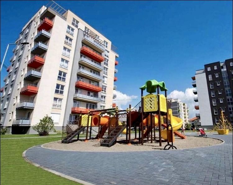 Închiriez apartament 2 cam in cartier Avantgarden Coresi