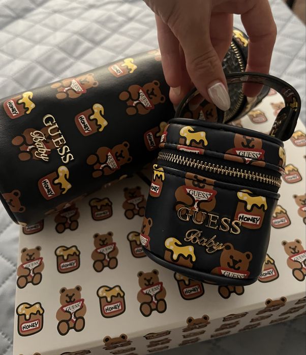 Guess Термочанта за бебешко шише