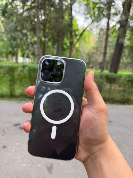 Продам Iphone 16 pro max
