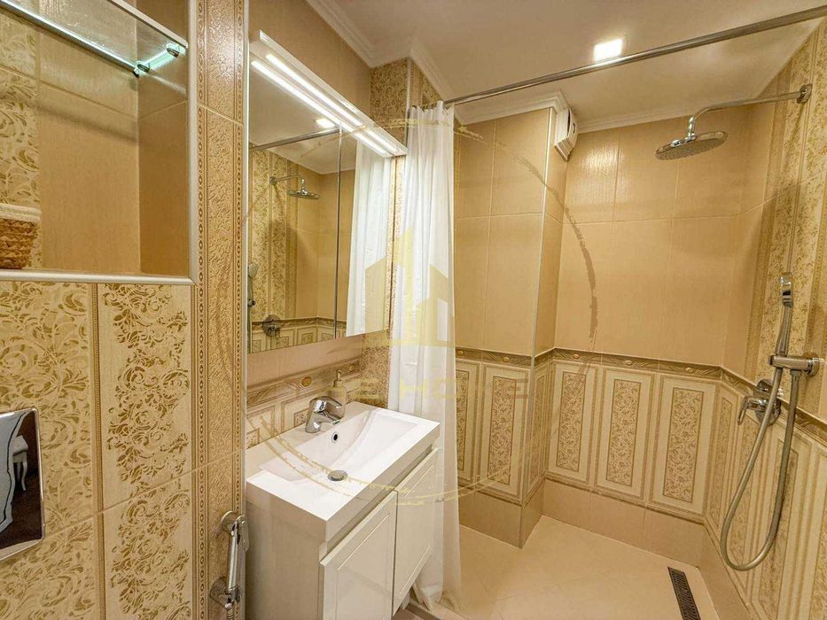 Дава се под наем Тристаен апартамент в Варна, Нептун - 80 кв.м за 698.19 € - Снимка #12