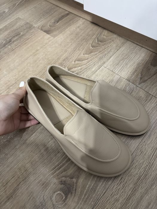 Продам новые макасины