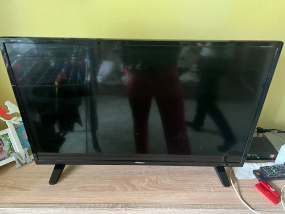 Televizor Horizont diaginala 80cm.LCD…