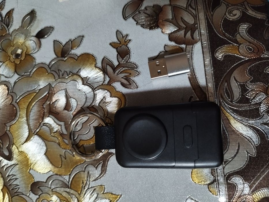 Портативное зарядное устройство для iwatch