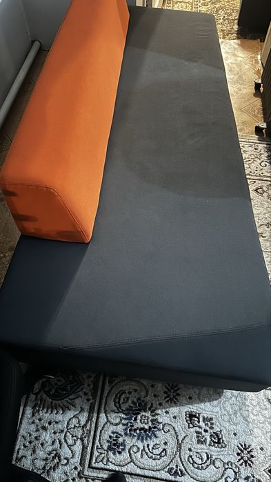 Два дивана для офиса