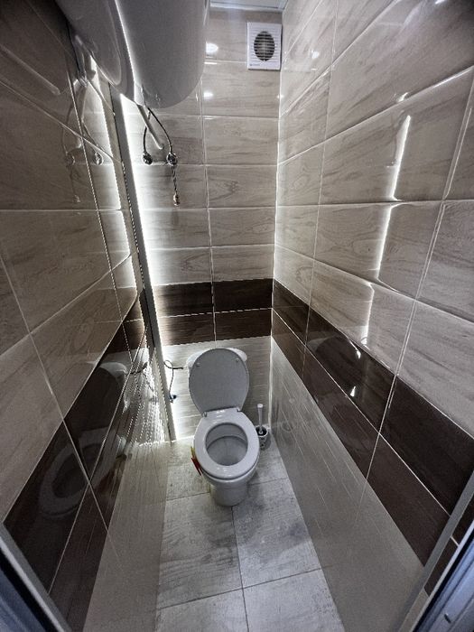 Дава се под наем Двустаен апартамент в Варна, Младост 1 - 52 кв.м за 484.5 € - Снимка #3