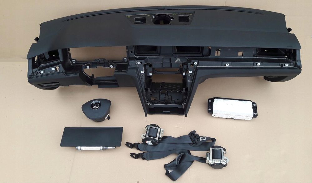Vw Passat 8 B8 Арматурно табло, колани, еърбег, бегове