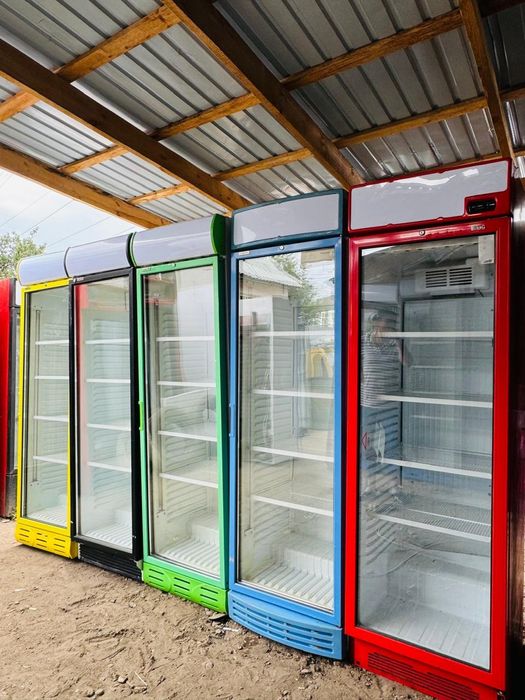 Витринные холодильники б/у