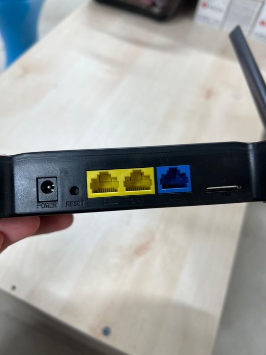 WiFi роутер для сис карты