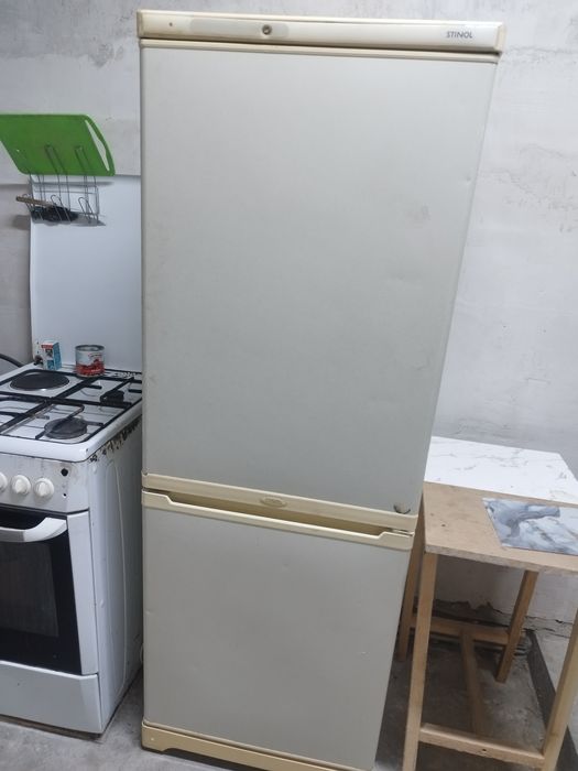 Продам холодильник