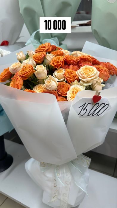 Букеты из хризантем, розы