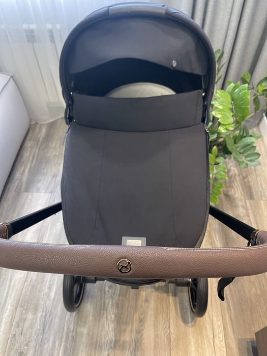 Продам коляску Cybex Priam IV шасси Rosegold