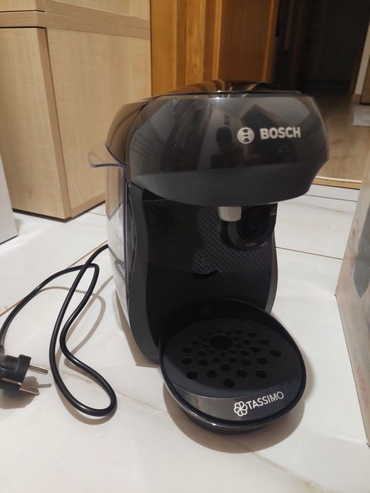Vând aparat cafea capsule Bosch Tassimo