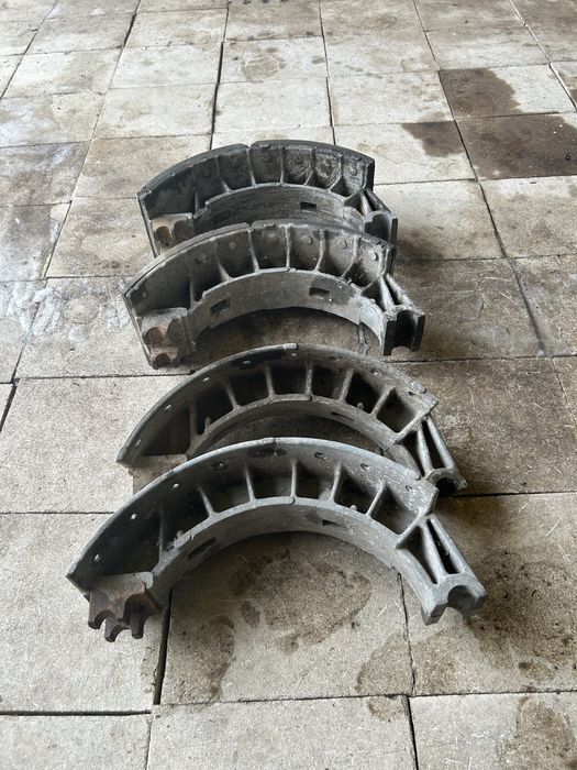 Продам колодки тормозные Зил