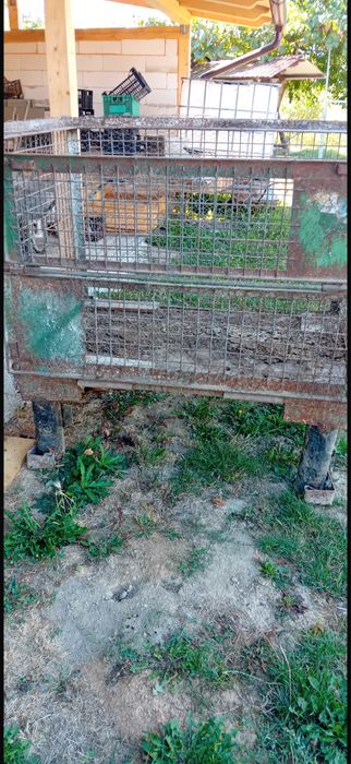 Vand cusca pentru gaini,animale mici sau pentru depozitare