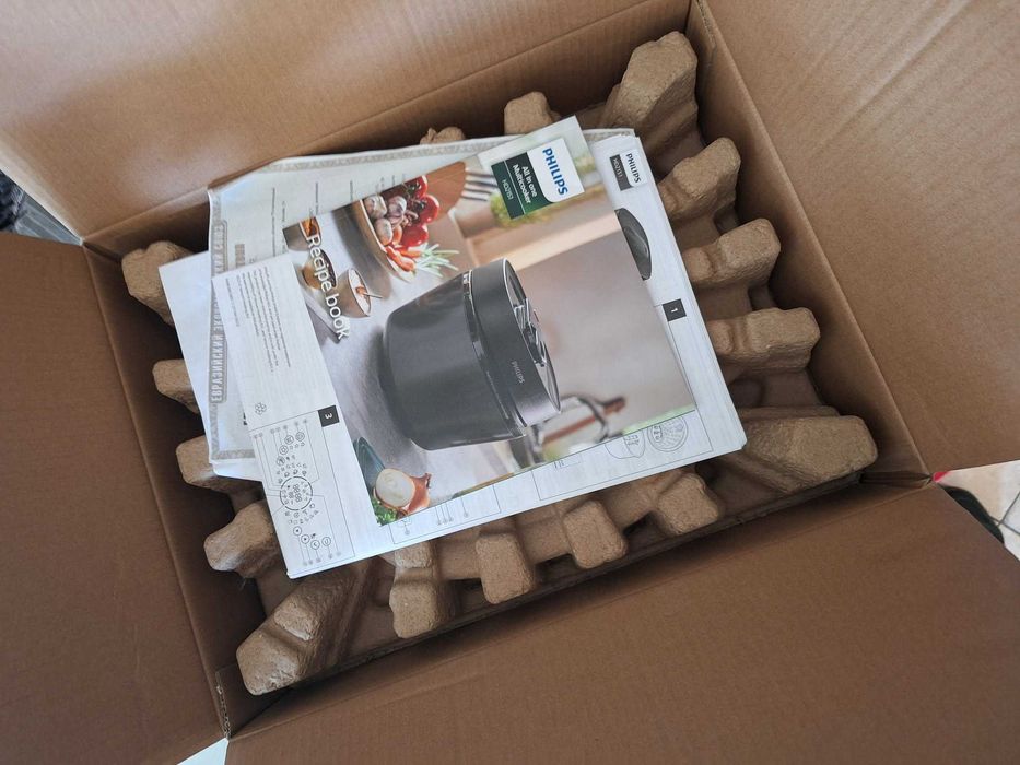 мултикукър Philips HD2151