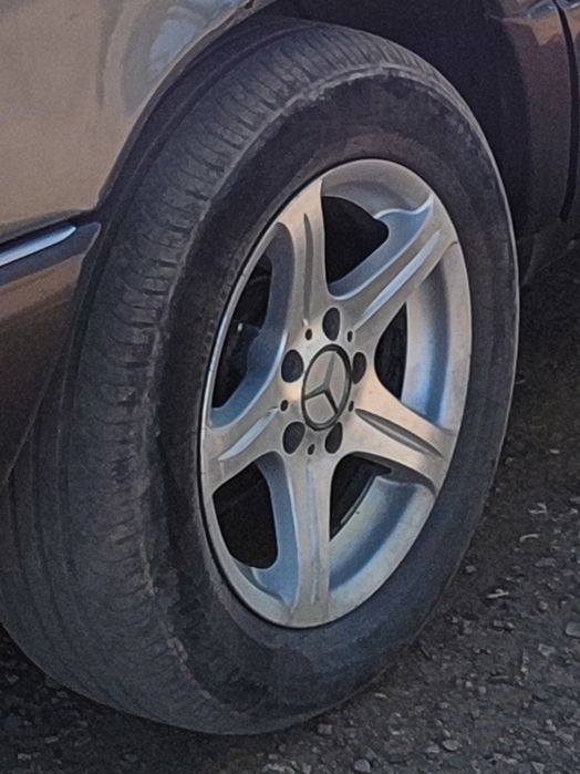 Продам диски с шинами