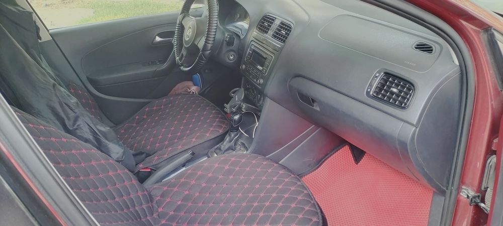 Фольксваген Поло