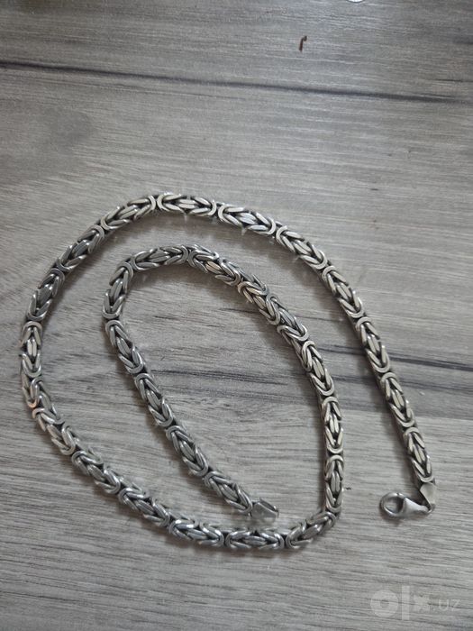 Продам серебреную цепочку