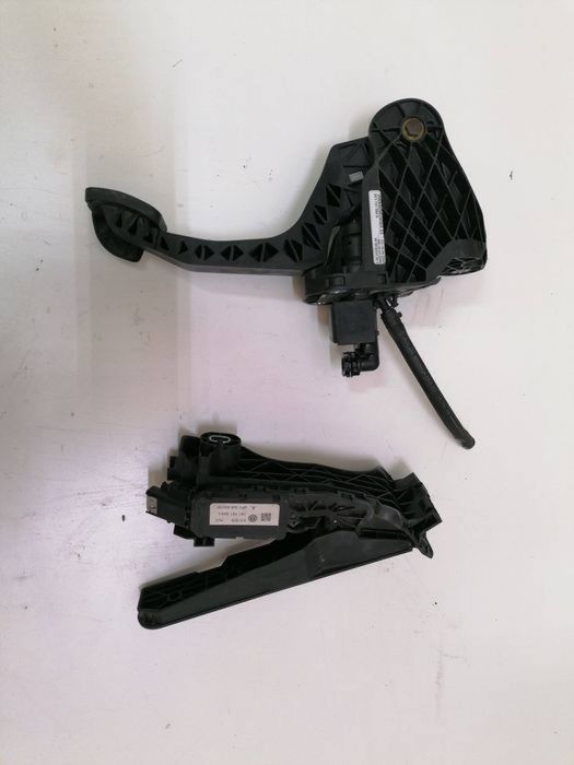 Pedala accelerație piston pedala ambreiaj Passat B6 Golf 5 Octavia 2