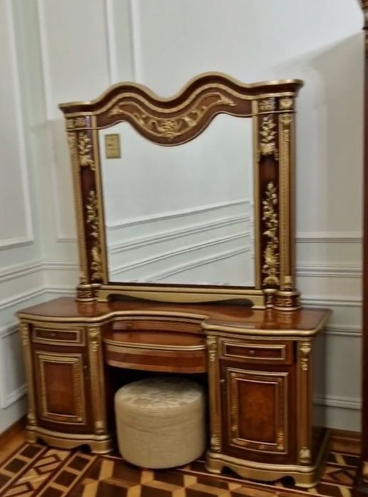 Итальянский мебель для спальни от JUMBO Collection.