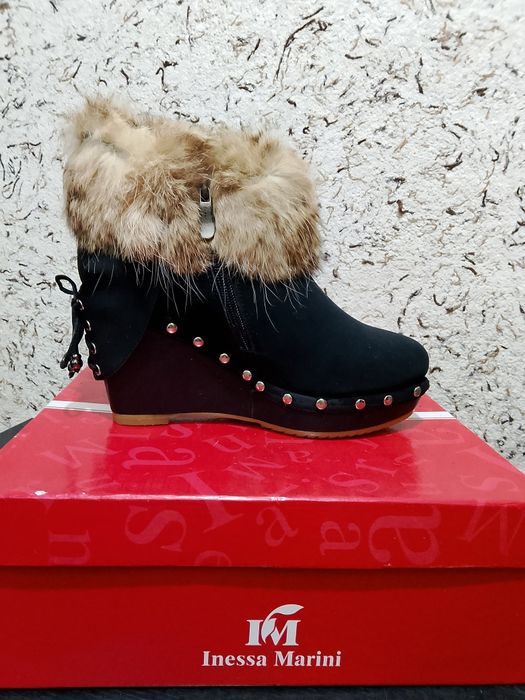 Эксклюзивные меховые сапожки р.38