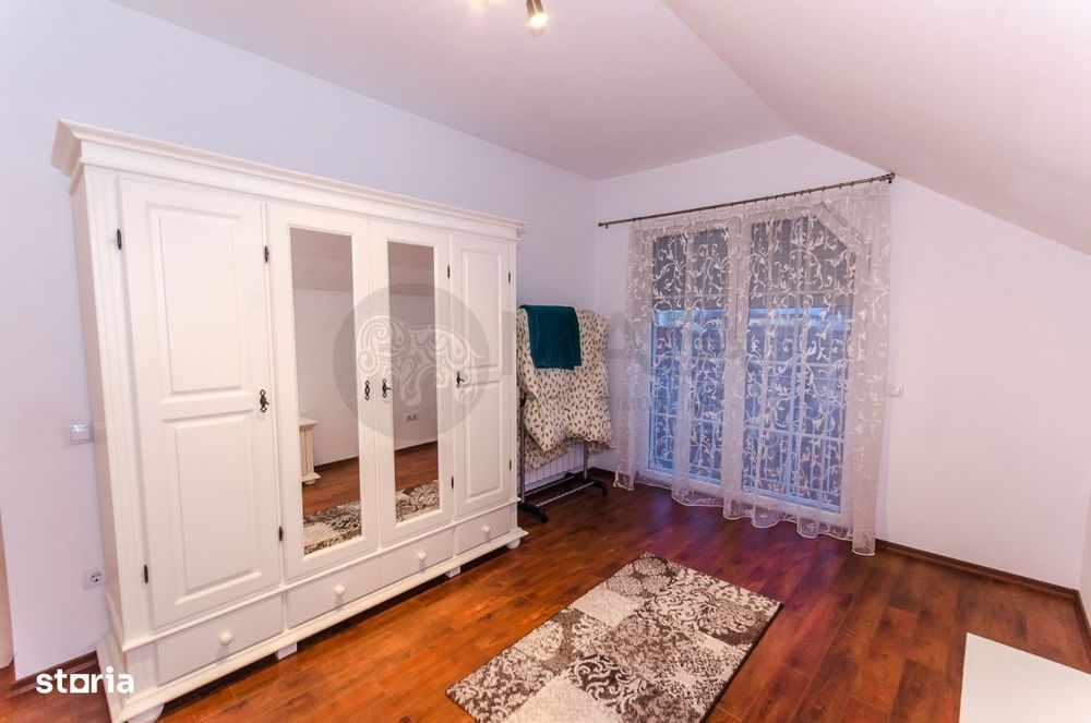 Penthouse 3 camere, 2 bai, 200 mp utili + 35 mp terasa,Calea Dumbravii