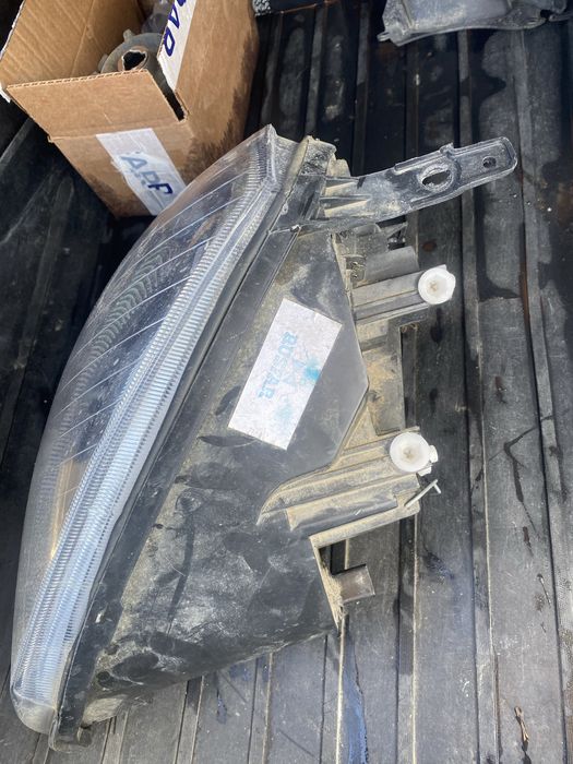 Приора 2 фары сатылады