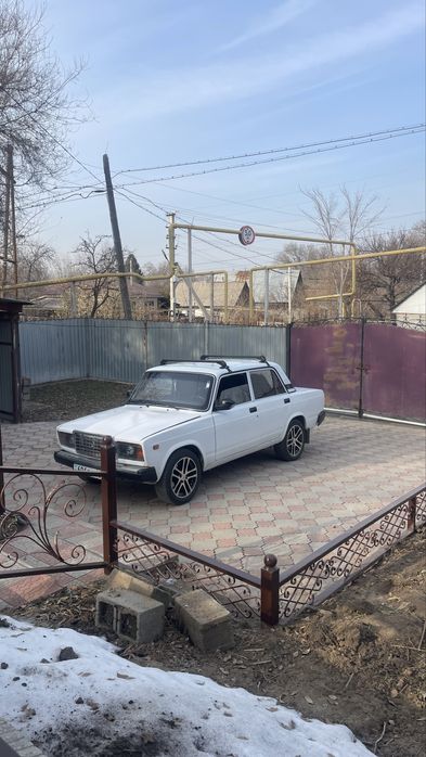 ваз 2107 в хорошем сост