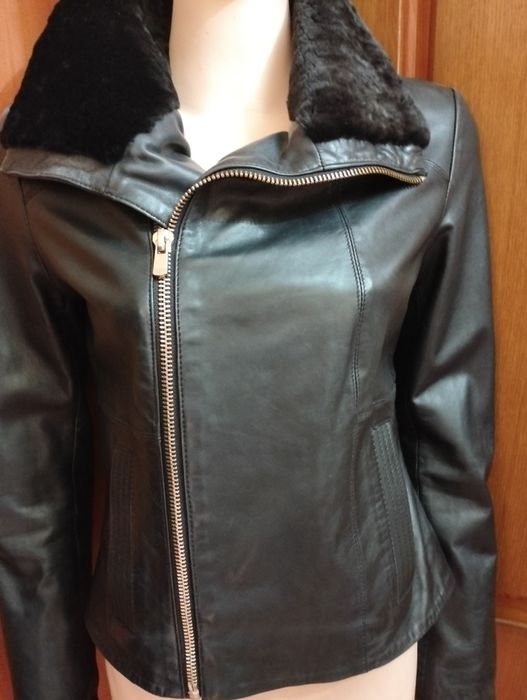 Кожаная куртка  Mango