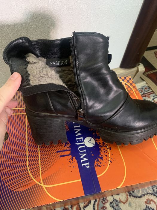 Сапоги зима кожа 36-37размера